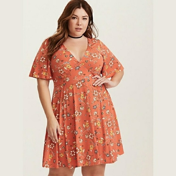 torrid Dresses & Skirts - Torrid Floral Flutter Sleeve Dress